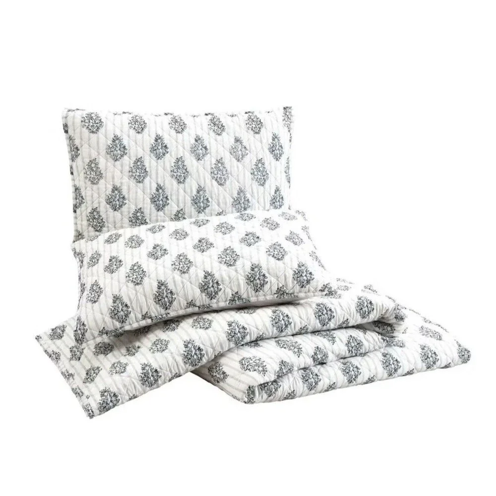 RARE Modern Heirloom 3pc King Block Print Quilt Set Blue NEW